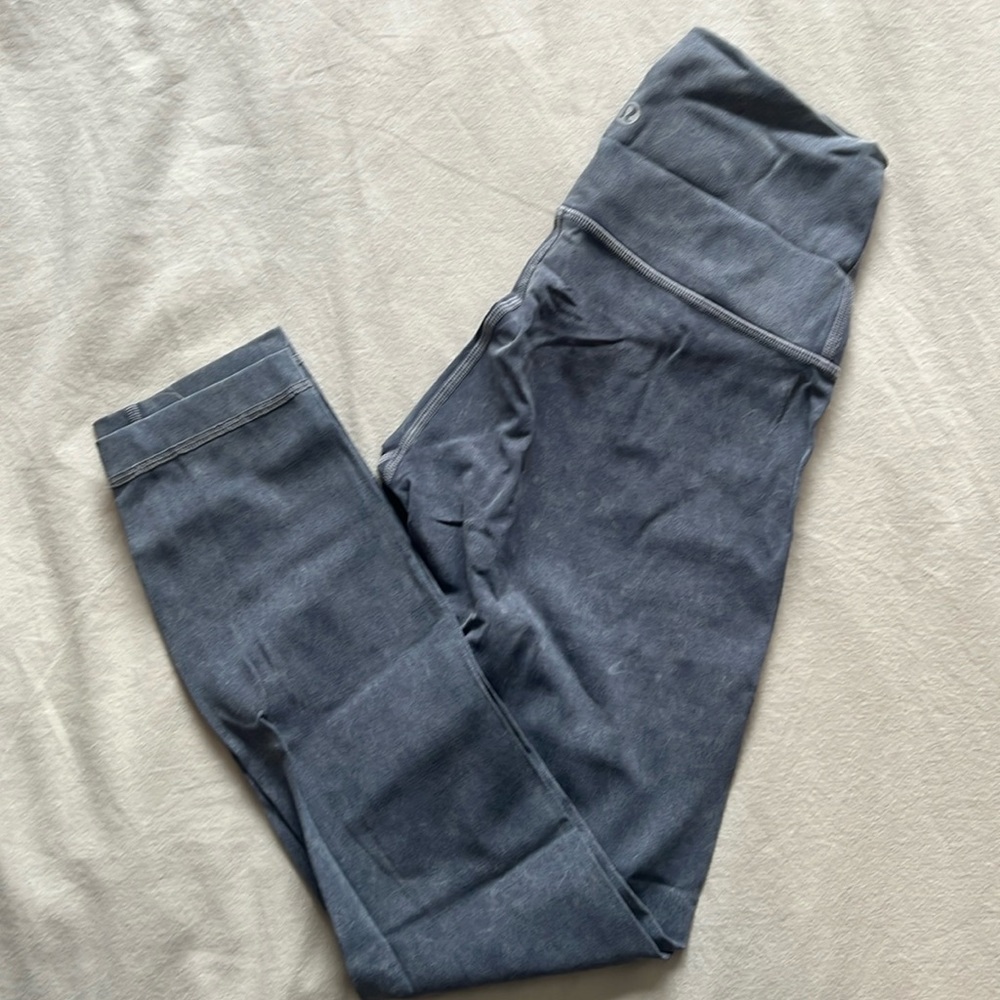 Lululemon Wunder Under Leggings - Denim Blue colour